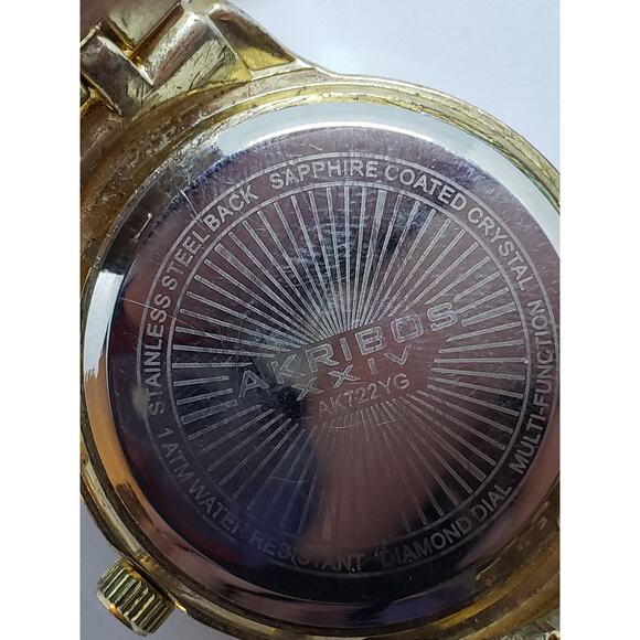 Akribos XXIV Men\'s dress watch. Multifunction face. AK722YG. Working Watch